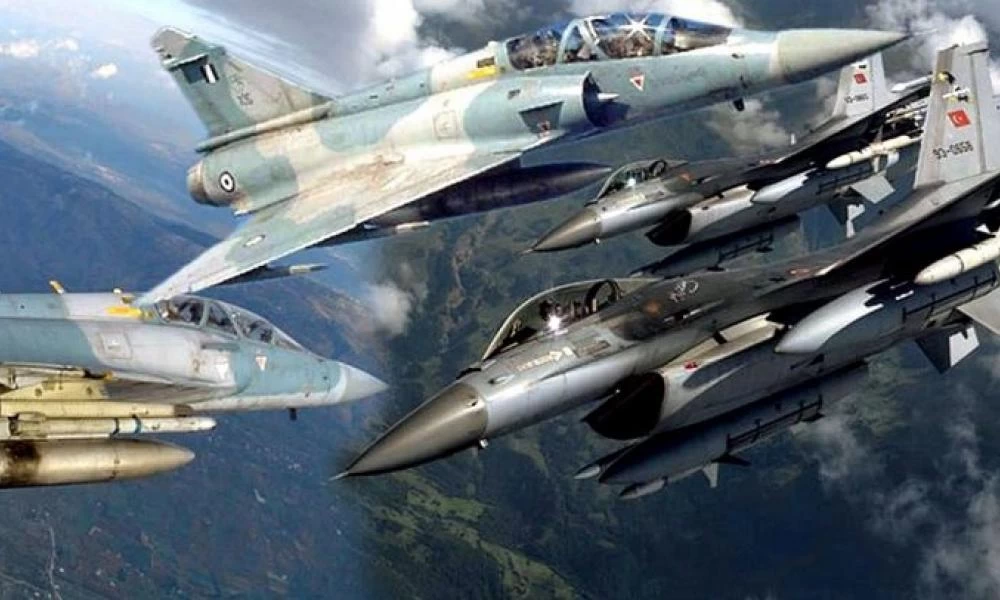 Αιγαίο: Τρεις εμπλοκές και 27 παραβιάσεις από τουρκικά μαχητικά